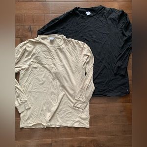 Aritzia TNA - long sleeved top - medium